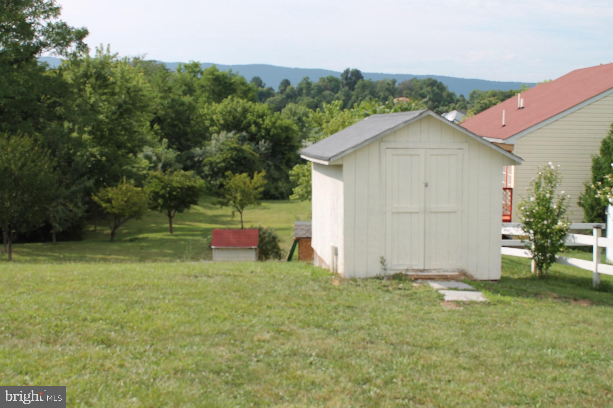 238 Greenleaf Road Strasburg, VA 22657 - Photo 7 of 24 Exterior (General)