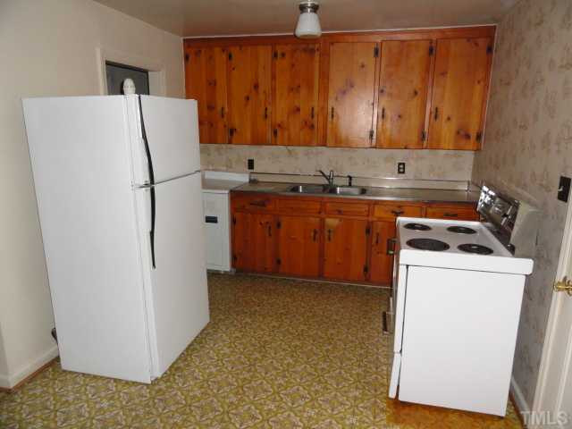 914 Sunny Lane Raleigh, NC 27603 - Photo 4 of 9 Kitchen