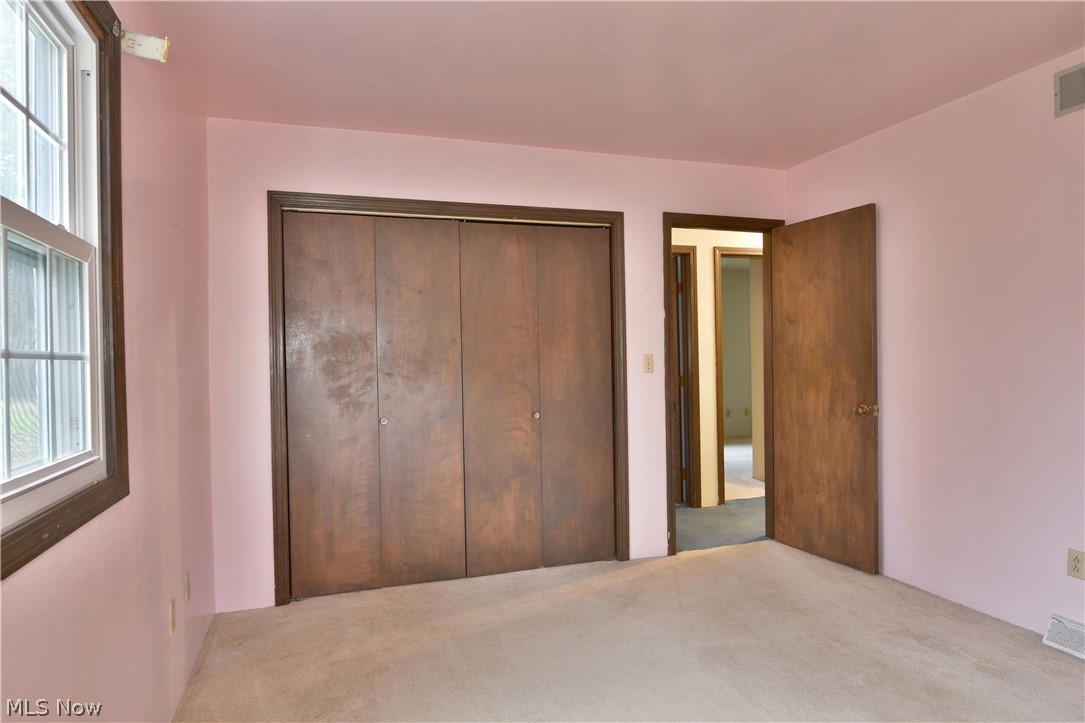 932 Hallock Young Road Warren, OH 44481 - Photo 28 of 35 Gallery Image 28