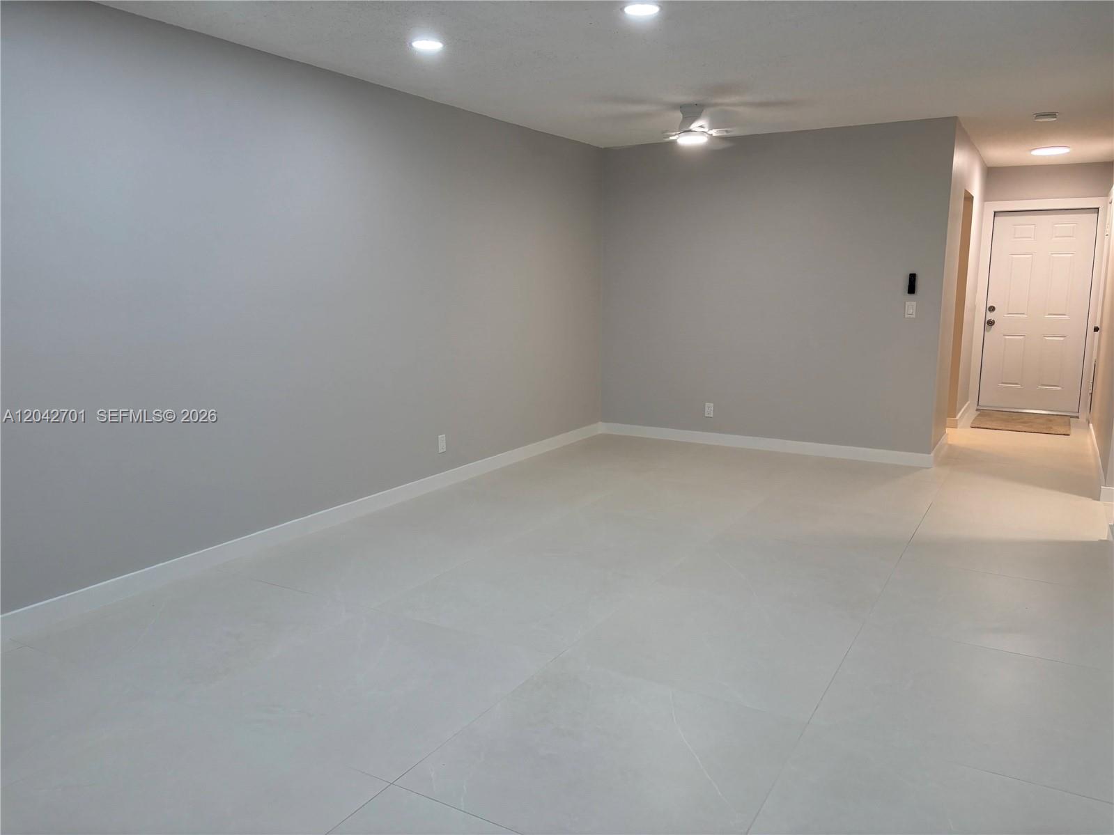 300 Berkley Road, Unit 103 Hollywood, FL 33024 - Photo 17 of 31