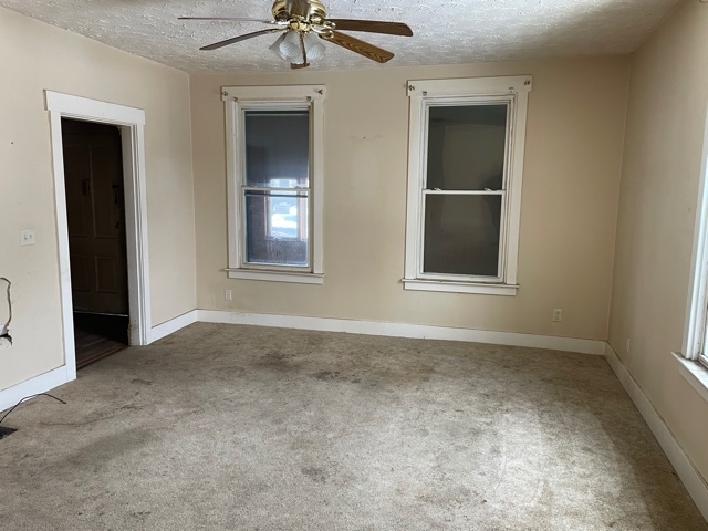 2339 Telegraph Road Davenport, IA 52802 - Photo 9 of 13 Gallery Image 9