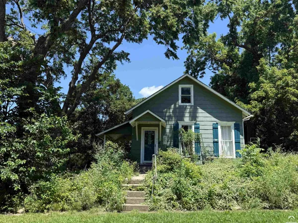 $195,000 | 920 High Street, Baldwin City, KS 66006