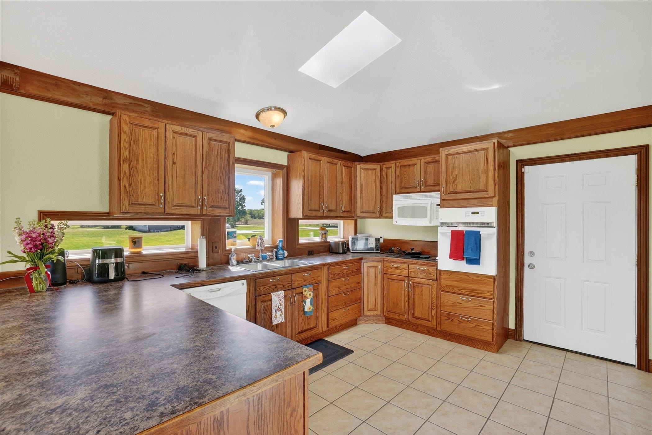 8580 West Hibbard Road Ovid, MI 48866 - Photo 7 of 59