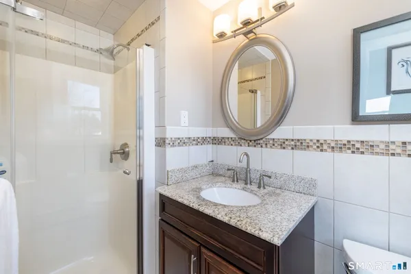 $499,900 | 993 Cloverdale Circle, Wethersfield, CT 06109