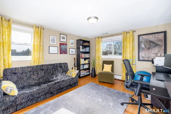 $499,900 | 993 Cloverdale Circle, Wethersfield, CT 06109