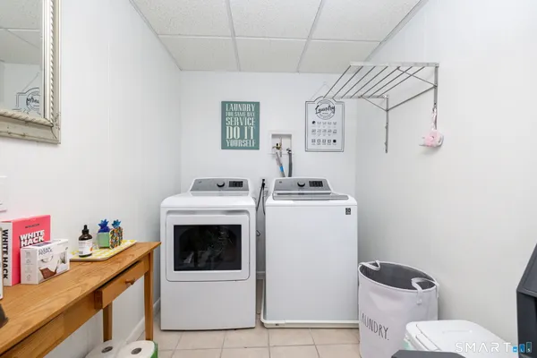 $499,900 | 993 Cloverdale Circle, Wethersfield, CT 06109