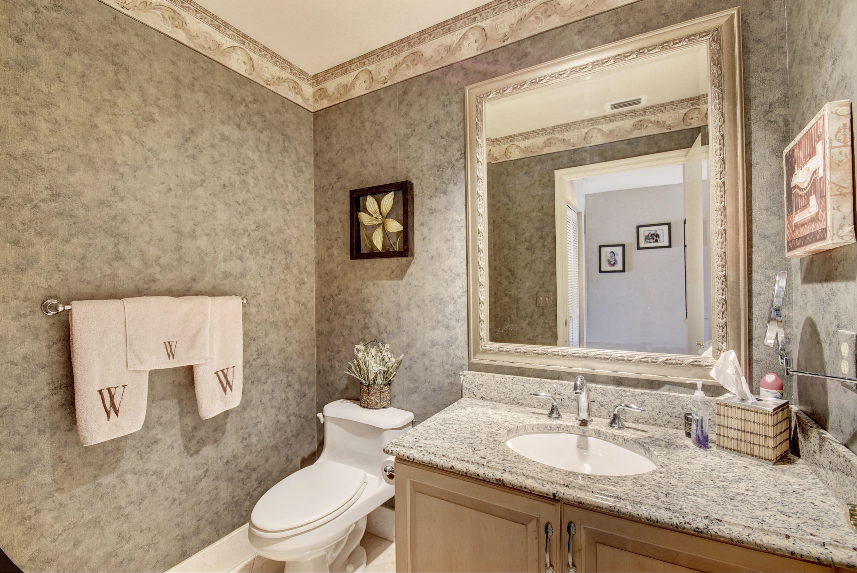 8650 Eagle Run Drive, Unit 2 Boca Raton, FL 33434 - Photo 16 of 32 1st Floor Powder Room