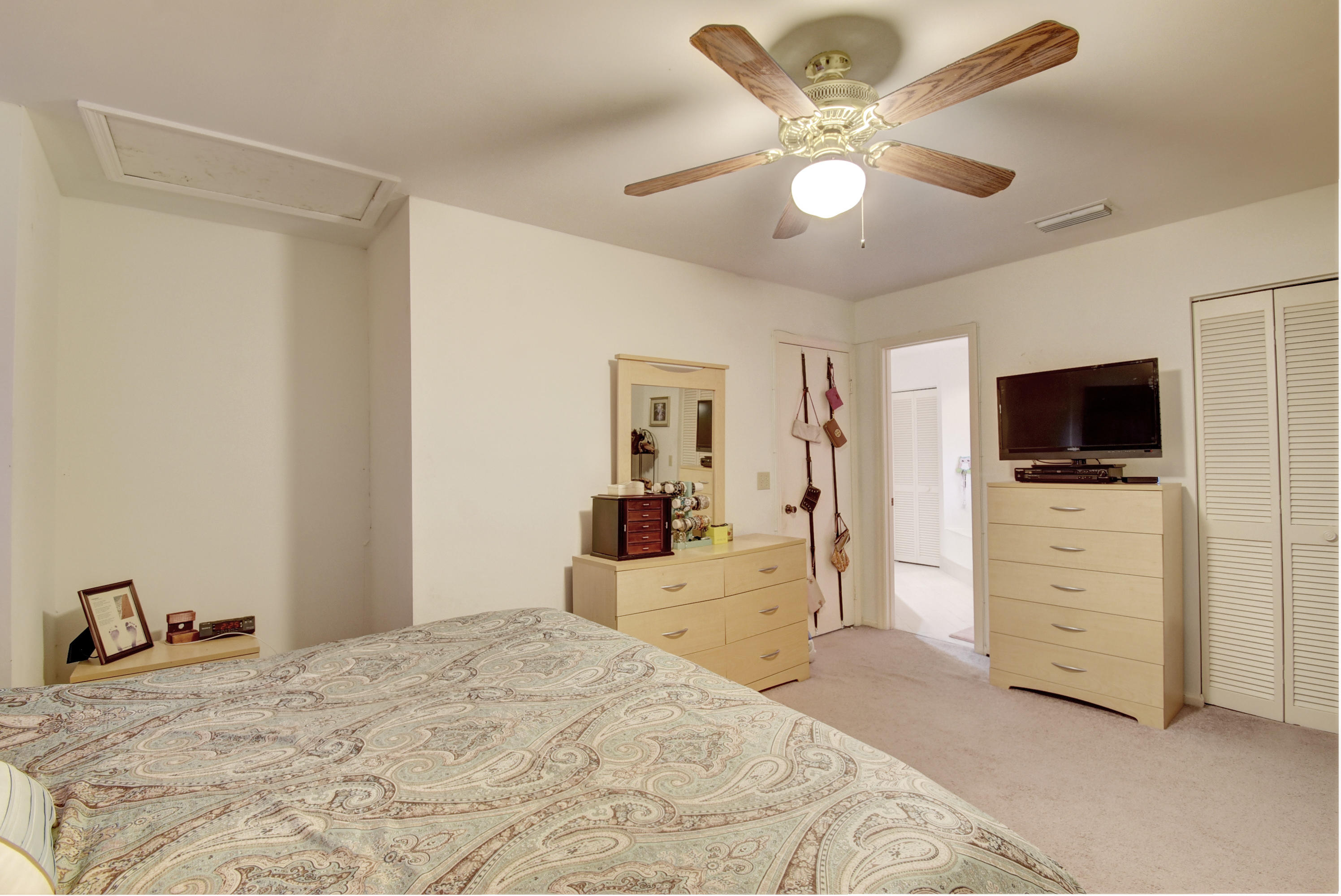 8650 Eagle Run Drive, Unit 2 Boca Raton, FL 33434 - Photo 19 of 32 3rd Bedroom has a Walk-In-Closet!