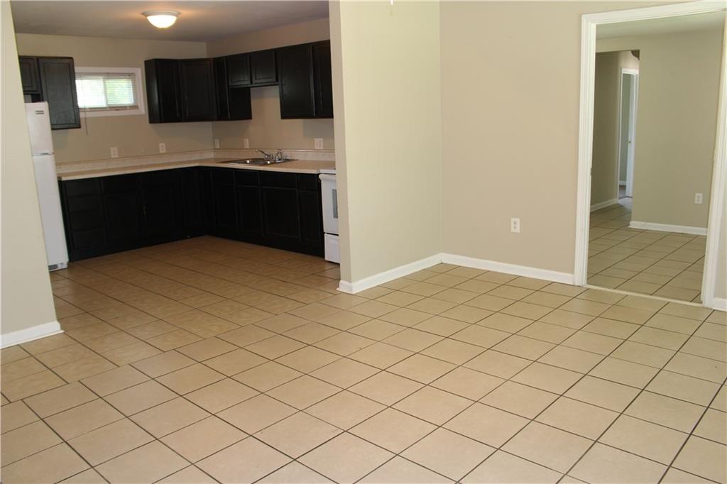 3032 Danbury Road Indianapolis, IN 46222 - Photo 11 of 35 Gallery Image 11