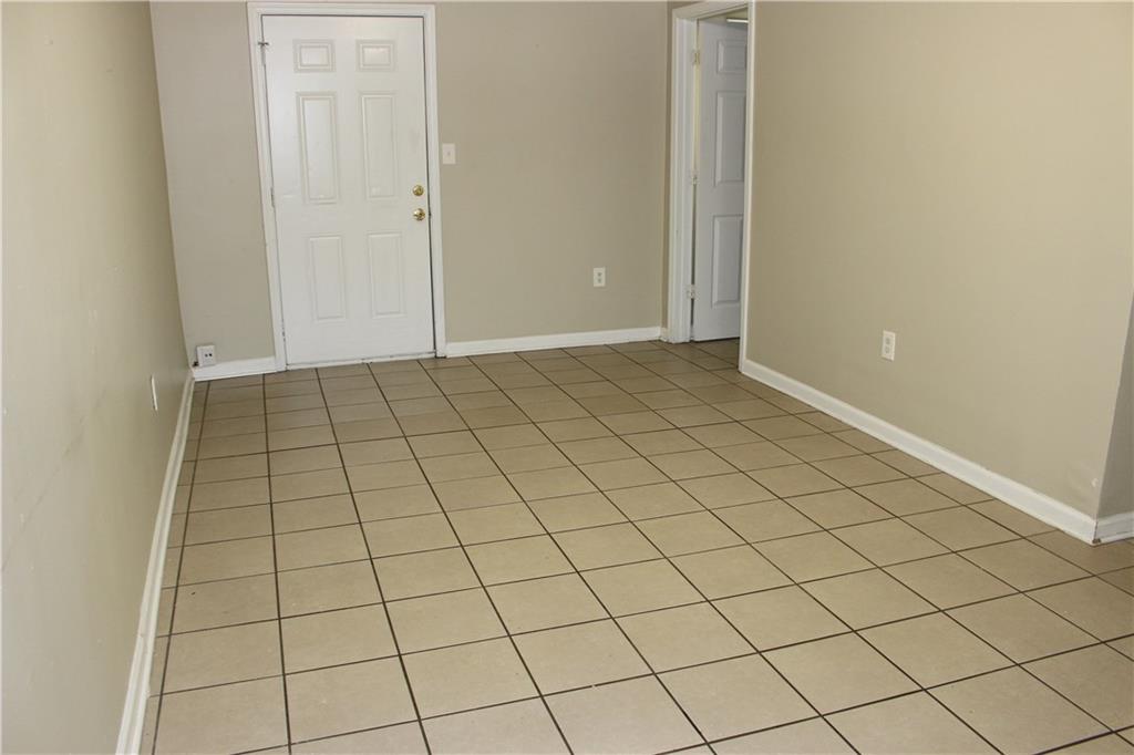 3032 Danbury Road Indianapolis, IN 46222 - Photo 5 of 35 Gallery Image 5