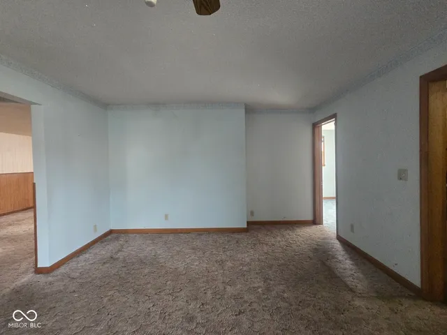 $124,900 | 111 North Virginia Street, Rockville, IN 47872