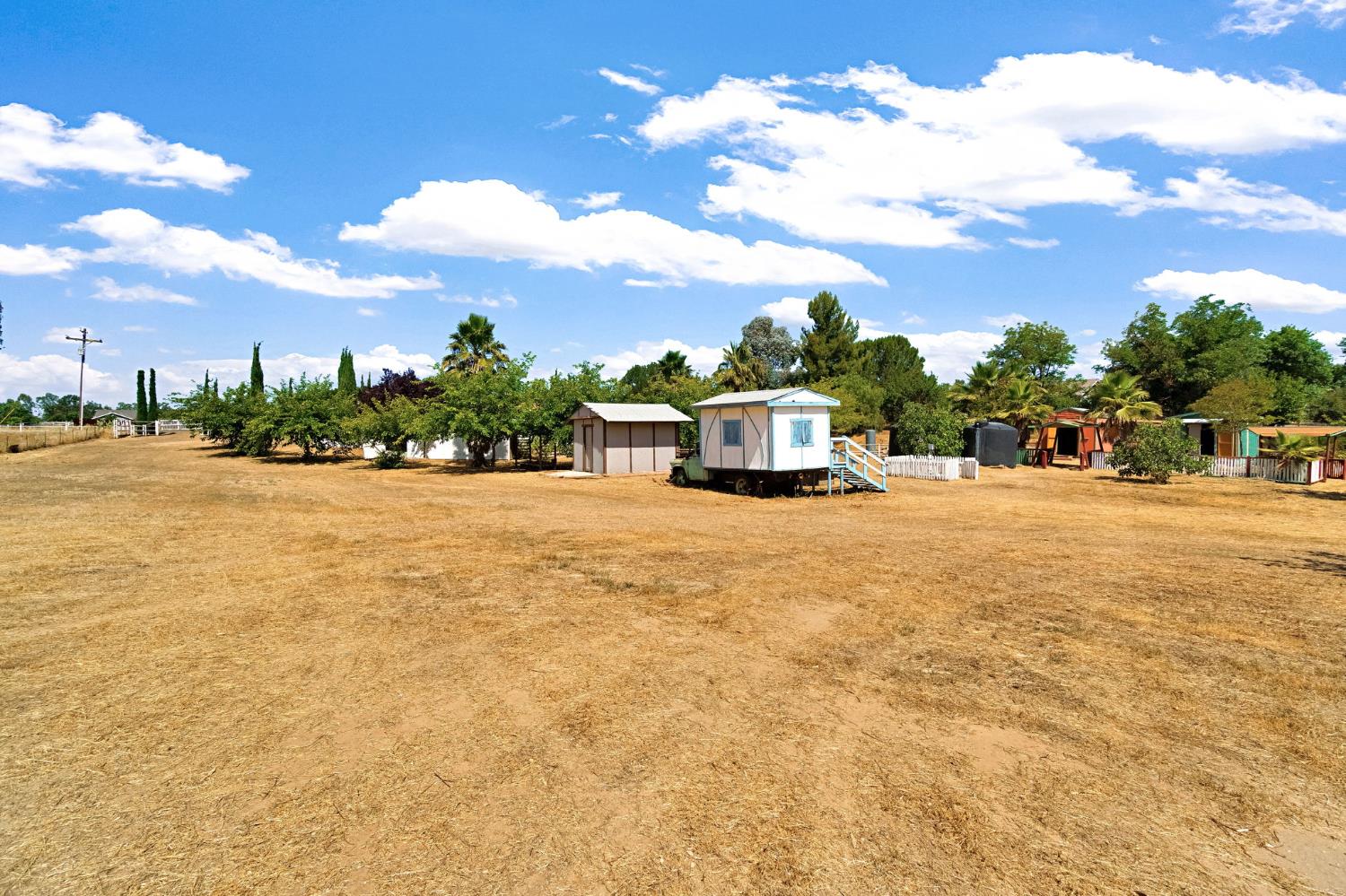 19609 Claremont Road Madera, CA 93638 - Photo 35 of 44