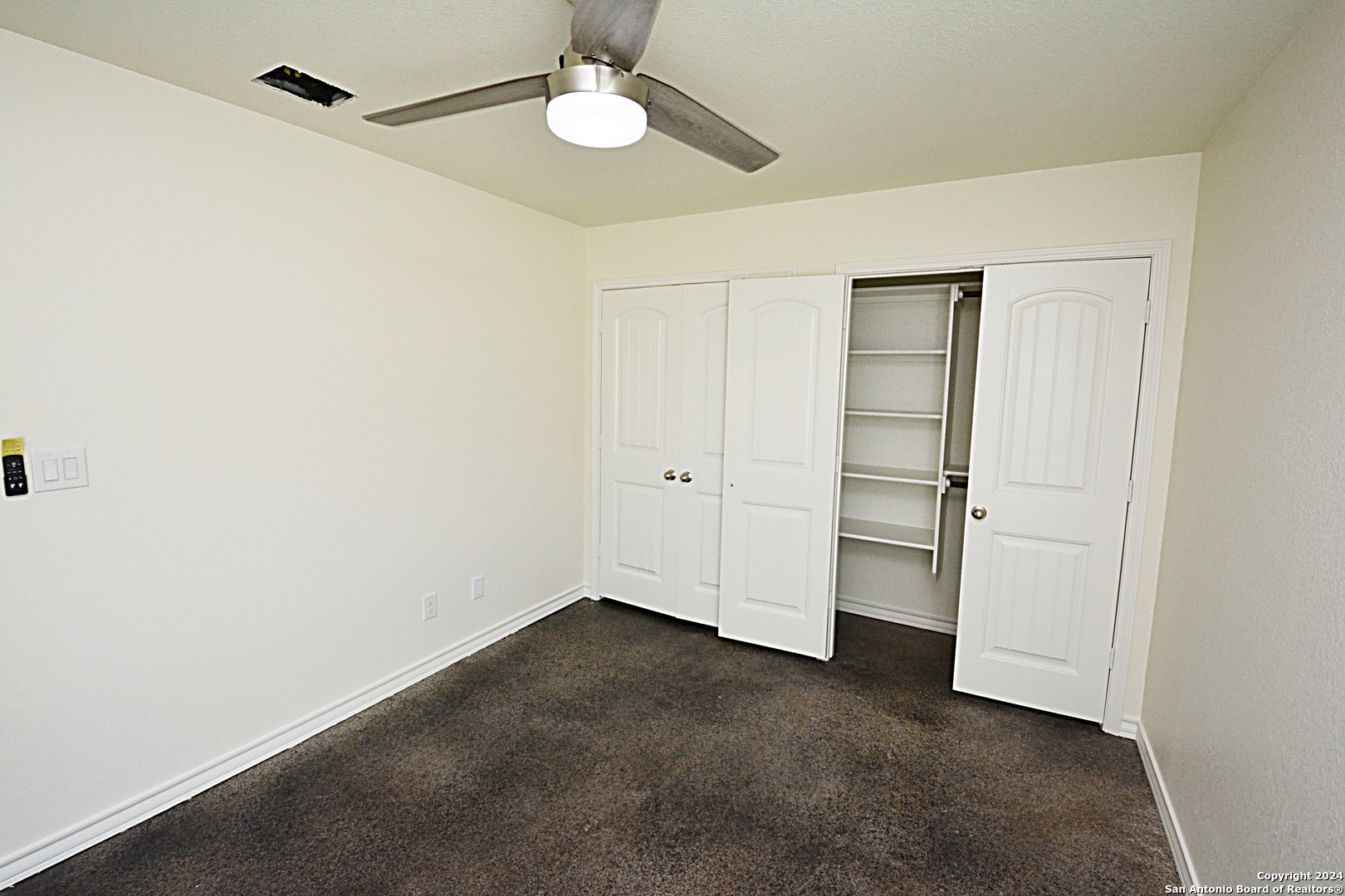 1559 Golf Course Drive Spring Branch, TX 78070 - Photo 8 of 8 an empty room with a bathroom