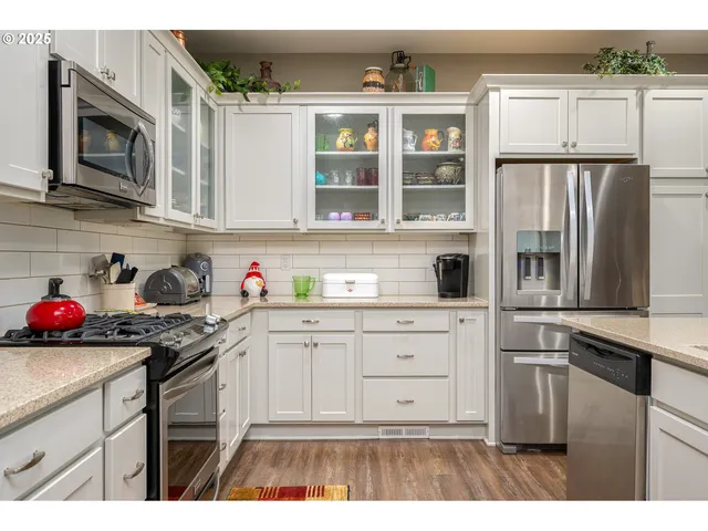 $594,000 | 3291 Southwest Van Buren Way, Gresham, OR 97080