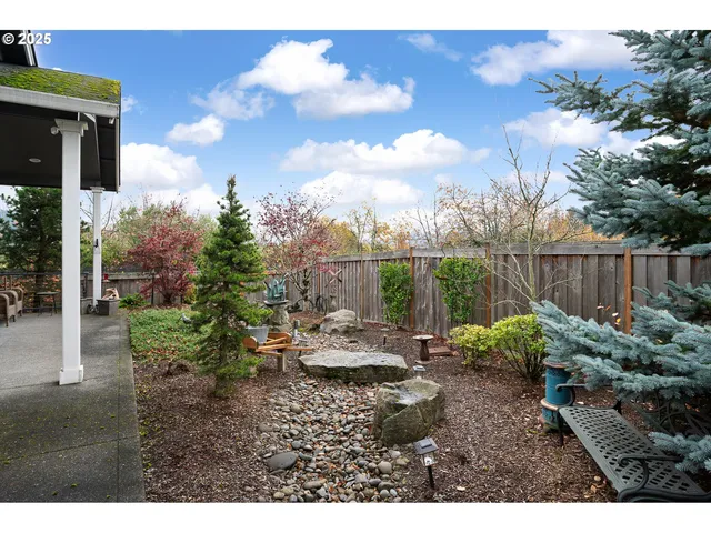 $594,000 | 3291 Southwest Van Buren Way, Gresham, OR 97080