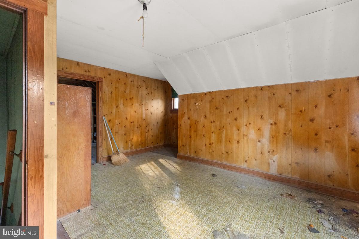 7189 Middle Road Middletown, VA 22645 - Photo 15 of 30 a view of an empty room