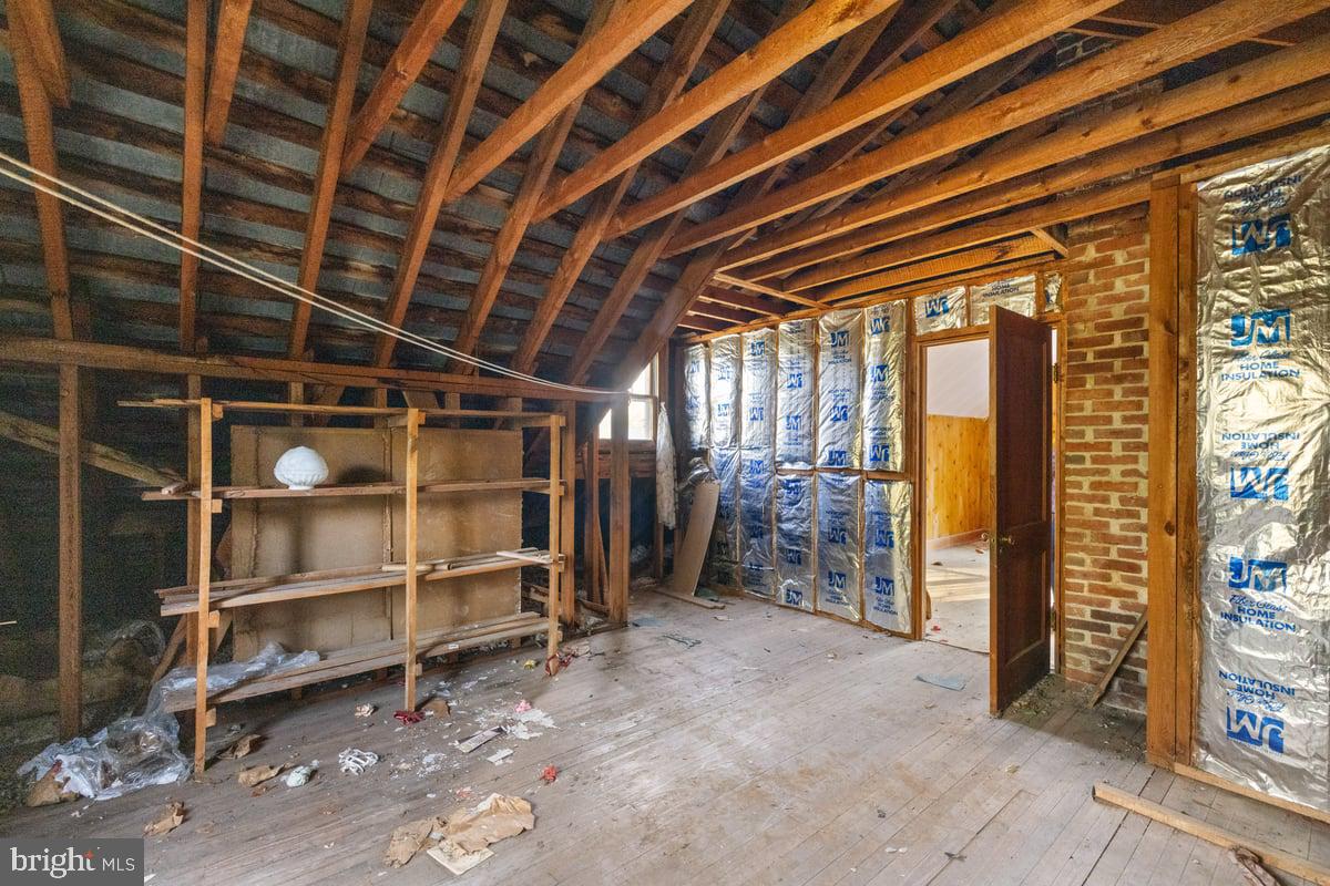 7189 Middle Road Middletown, VA 22645 - Photo 18 of 30 a view of an empty room with a garage