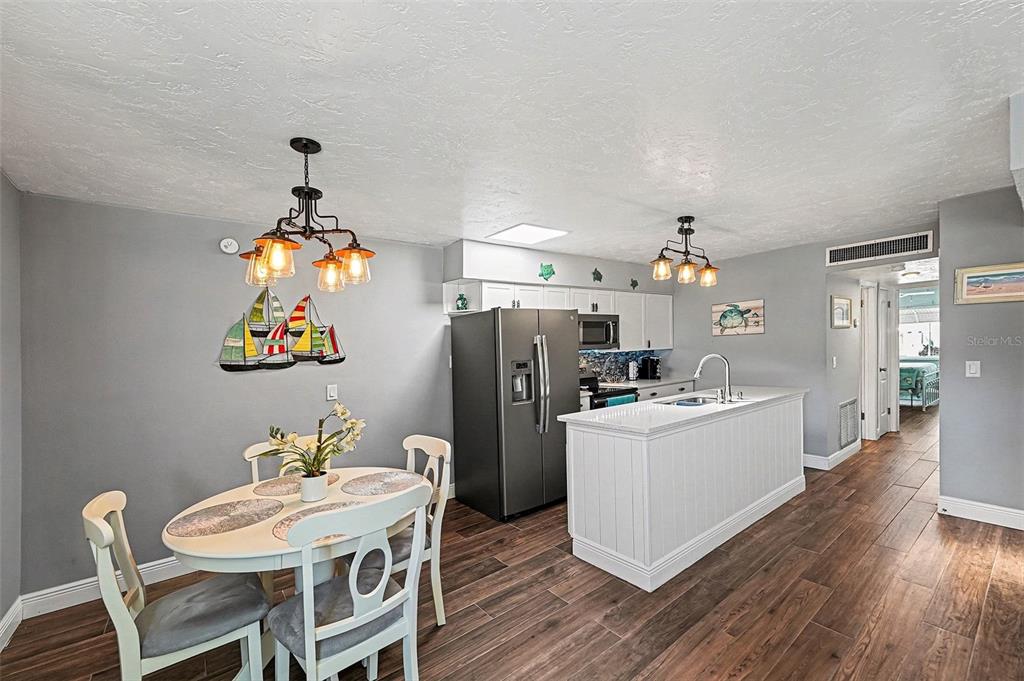 250 Rosery Road Northwest, Unit 219 Largo, FL 33770 - Photo 12 of 26