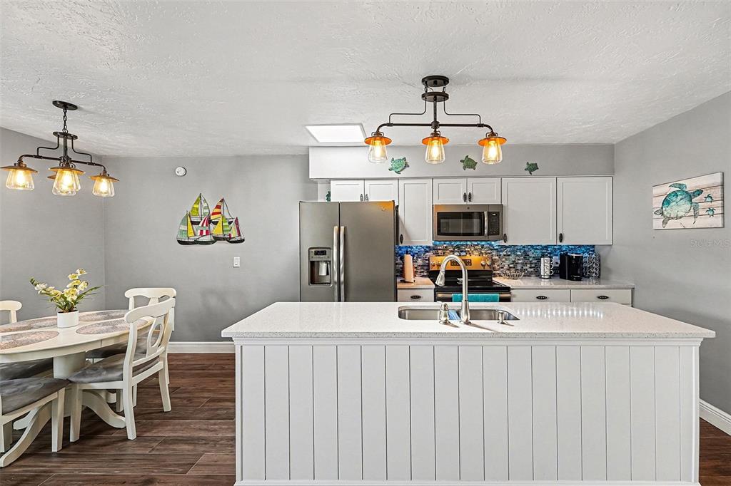 250 Rosery Road Northwest, Unit 219 Largo, FL 33770 - Photo 14 of 26