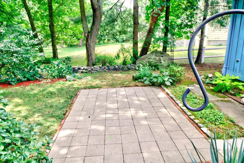236 Fox Hill Road Burlington, MA 01803 - Photo 40 of 42 Gallery Image 40