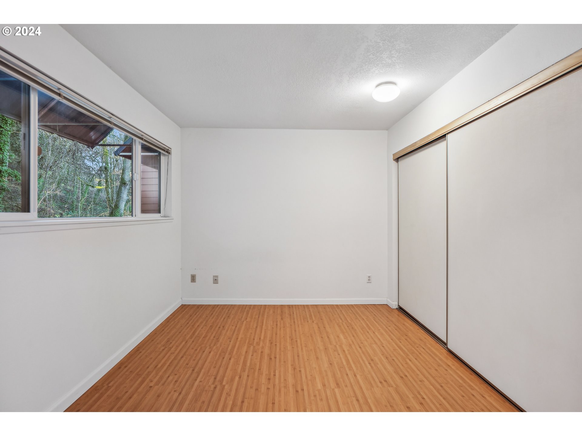 3701 Southwest Condor Avenue, Unit K2 Portland, OR 97239 - Photo 12 of 24 Gallery Image 12