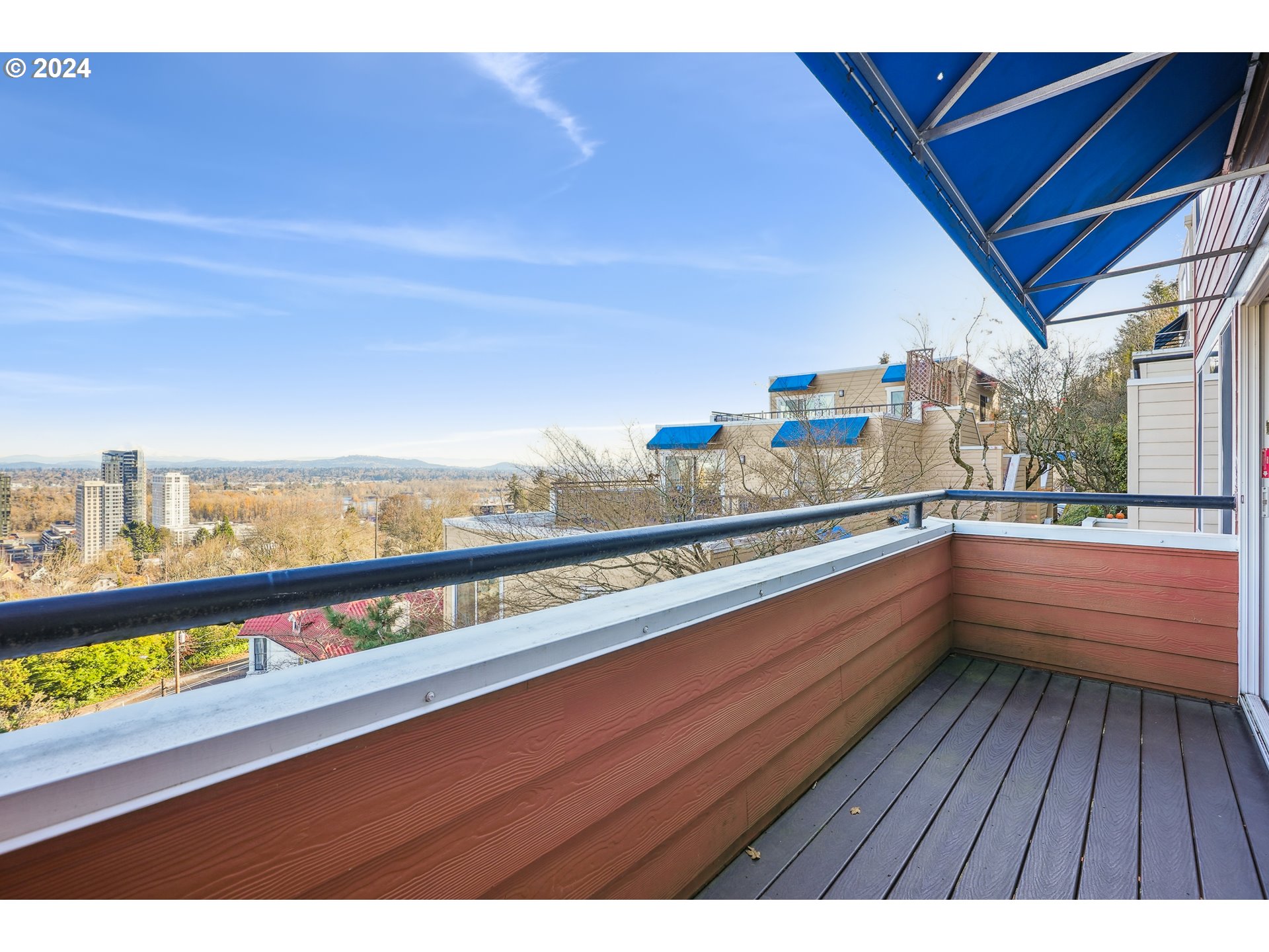3701 Southwest Condor Avenue, Unit K2 Portland, OR 97239 - Photo 20 of 24 Gallery Image 20