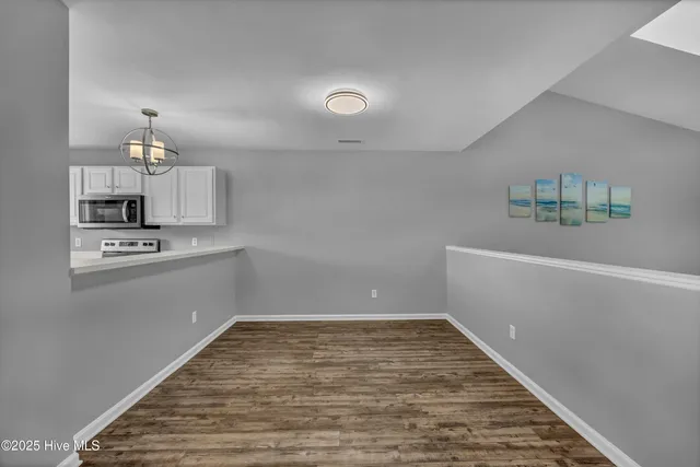 $1,450 | 4609 McClelland Drive, Unit D204, Wilmington, NC 28405