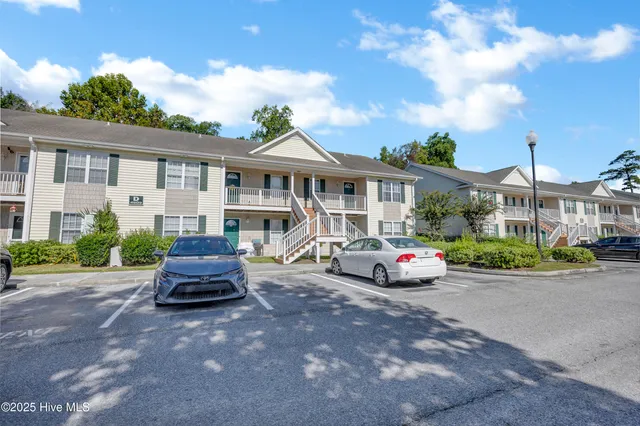 $1,450 | 4609 McClelland Drive, Unit D204, Wilmington, NC 28405