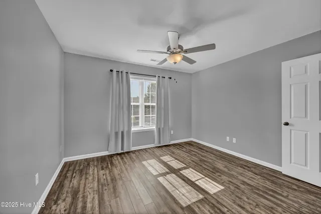 $1,450 | 4609 McClelland Drive, Unit D204, Wilmington, NC 28405