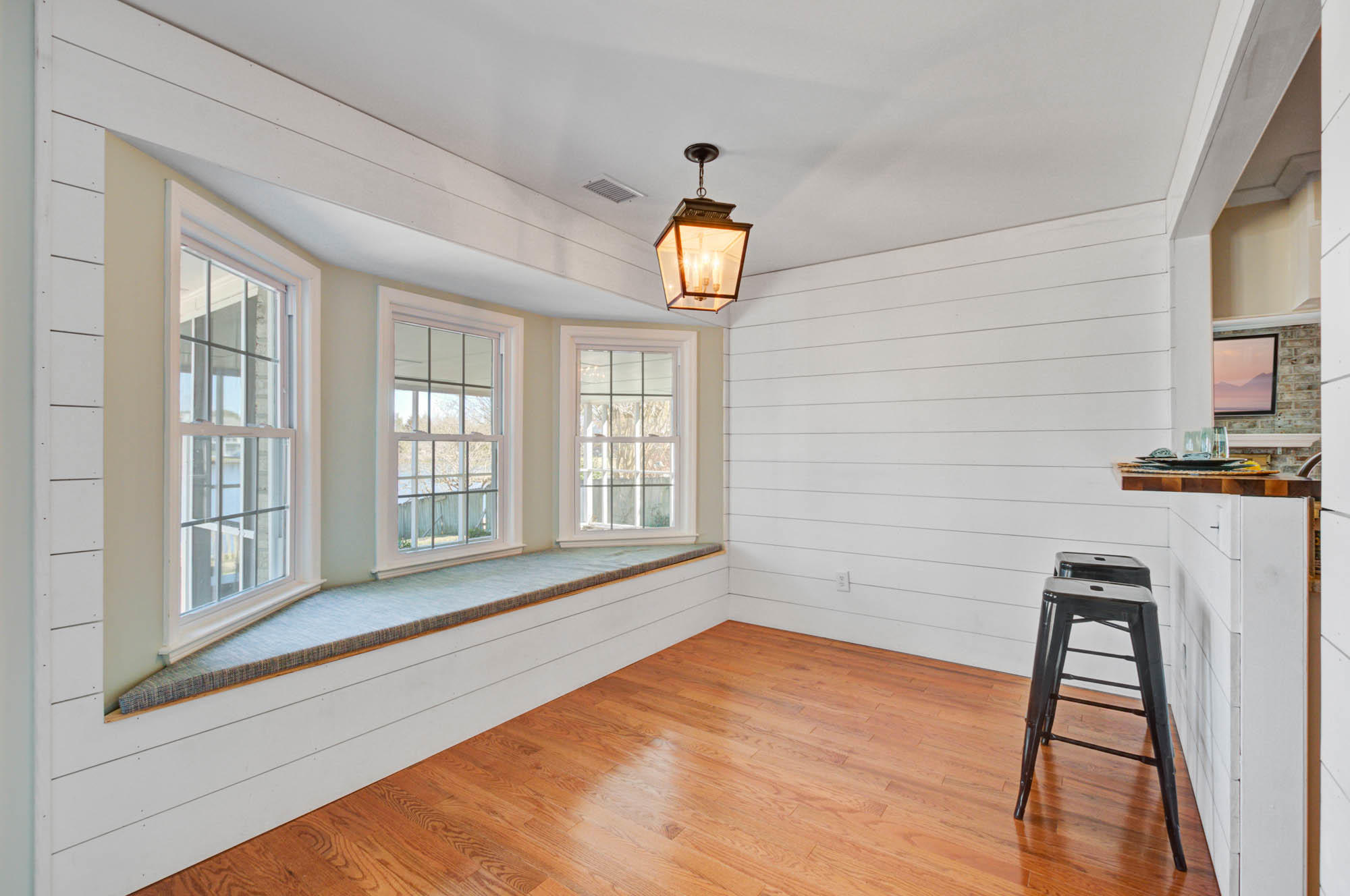 52 Rivers Point Row Charleston, SC 29412 - Photo 14 of 40 Newly added shiplap