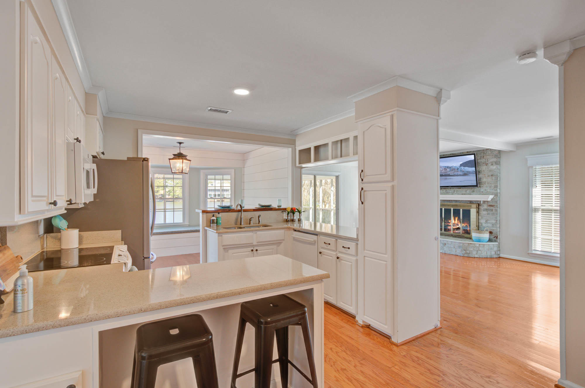 52 Rivers Point Row Charleston, SC 29412 - Photo 16 of 40 Kitchen