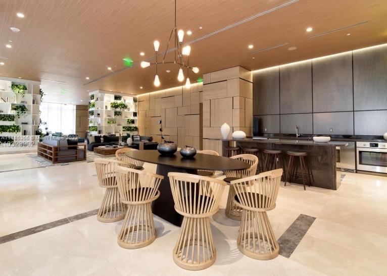 45 Southwest 9th Street, Unit 3704 Miami, FL 33130 - Photo 41 of 61 Gallery Image 41