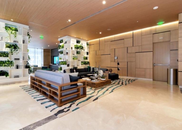 45 Southwest 9th Street, Unit 3704 Miami, FL 33130 - Photo 42 of 61 Gallery Image 42
