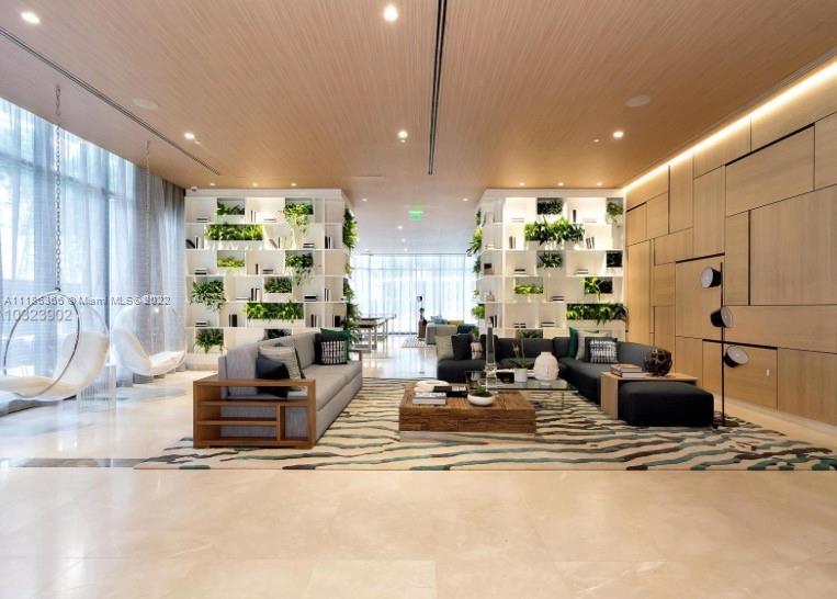 45 Southwest 9th Street, Unit 3704 Miami, FL 33130 - Photo 44 of 61 Gallery Image 44