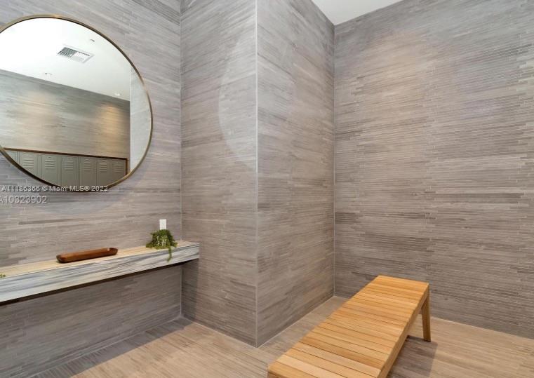 45 Southwest 9th Street, Unit 3704 Miami, FL 33130 - Photo 51 of 61 Gallery Image 51