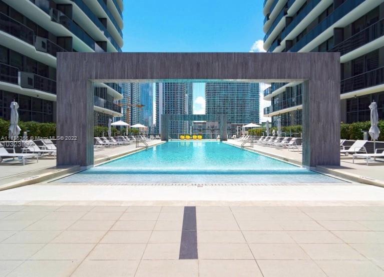 45 Southwest 9th Street, Unit 3704 Miami, FL 33130 - Photo 56 of 61 Gallery Image 56