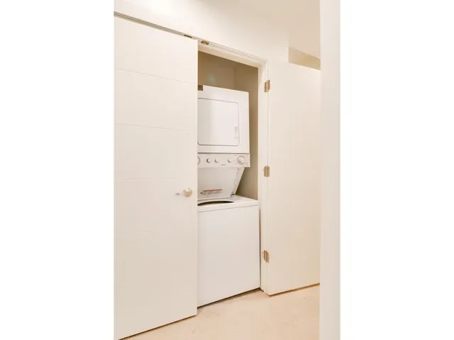 $2,295 | 604 North Bluff Drive, Unit 125, Austin, TX 78745