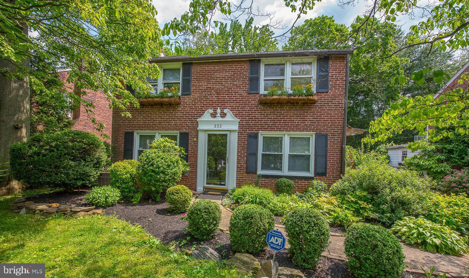 233 Crosshill Road Wynnewood, PA 19096 - Photo 1 of 28