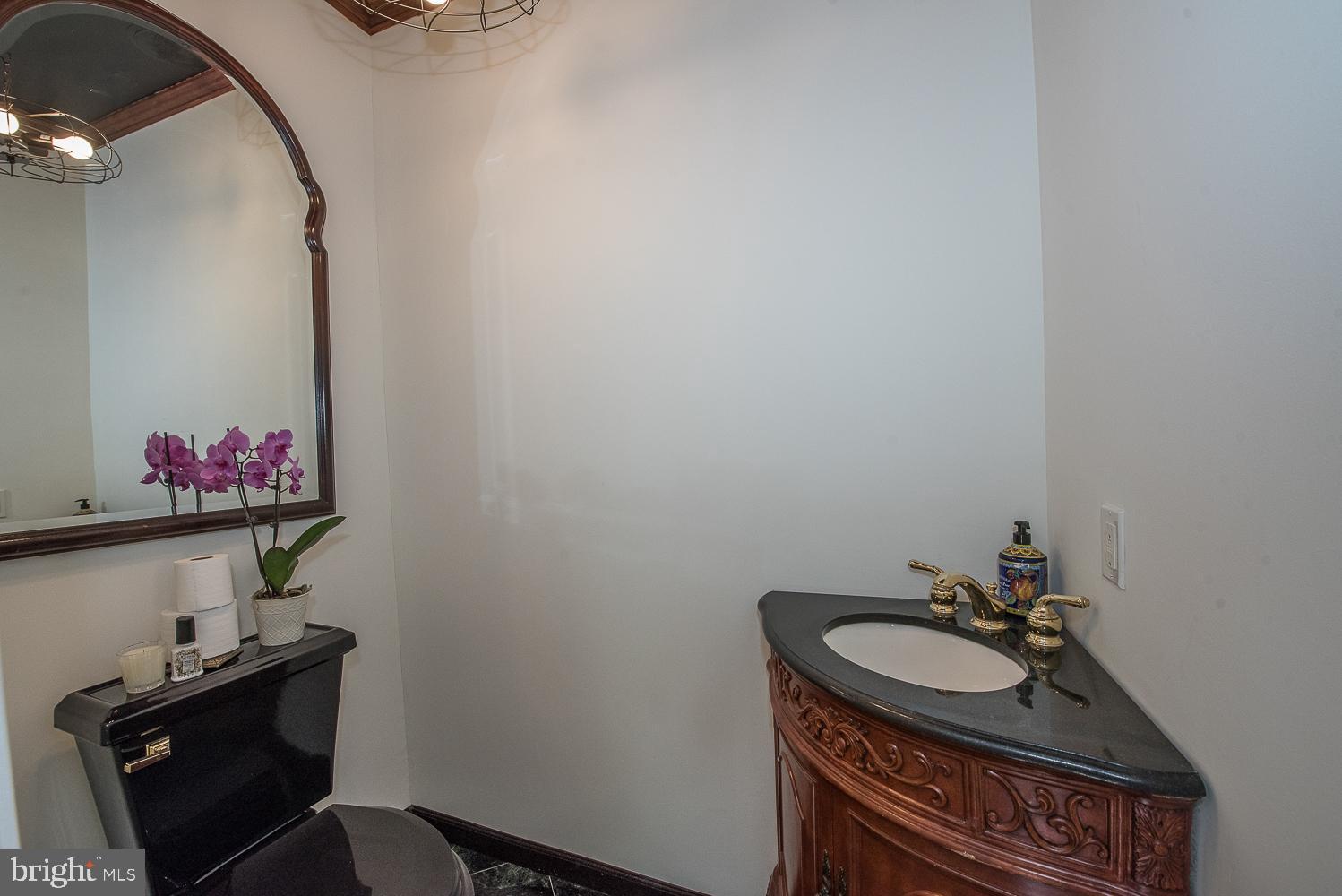 233 Crosshill Road Wynnewood, PA 19096 - Photo 11 of 28