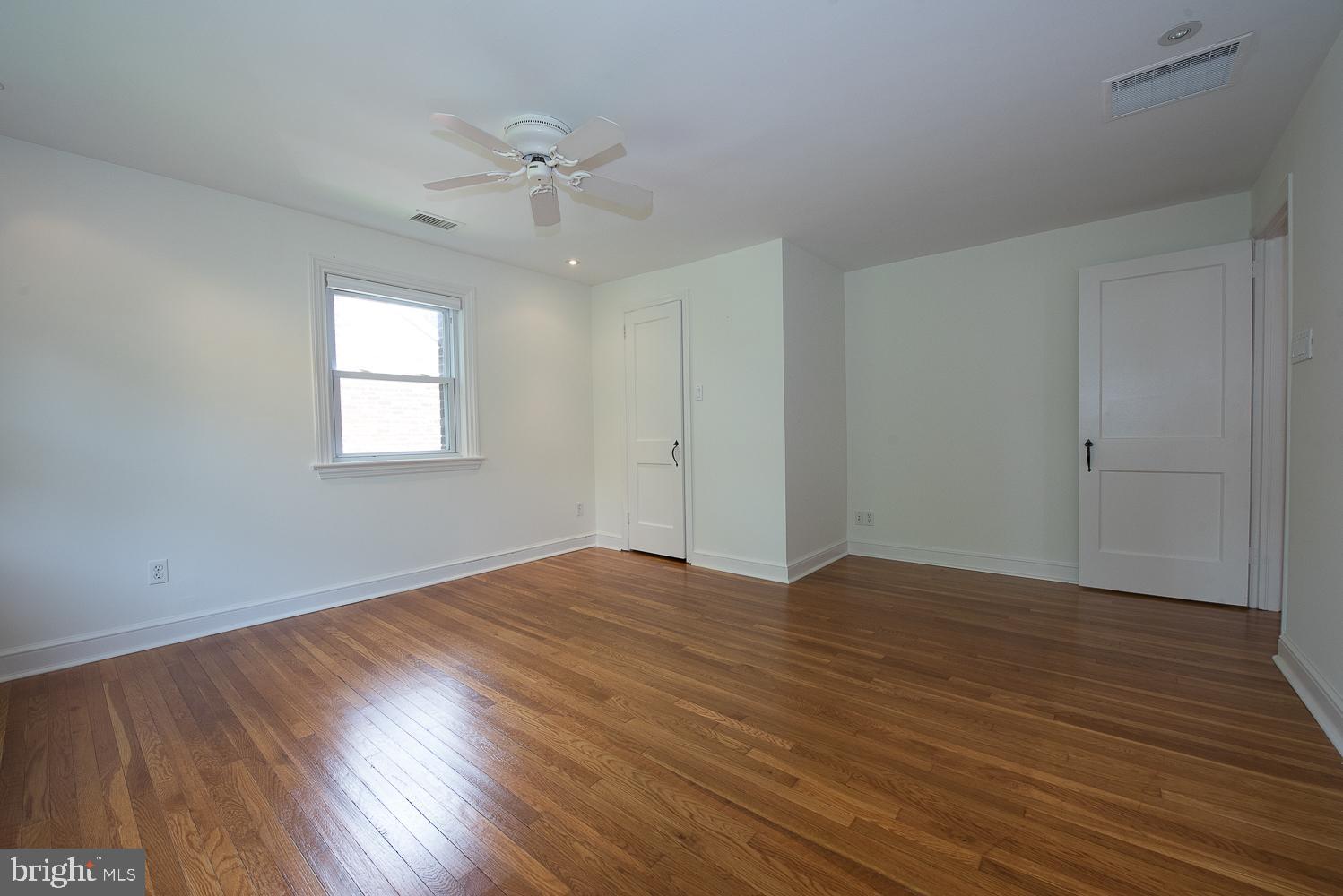 233 Crosshill Road Wynnewood, PA 19096 - Photo 19 of 28