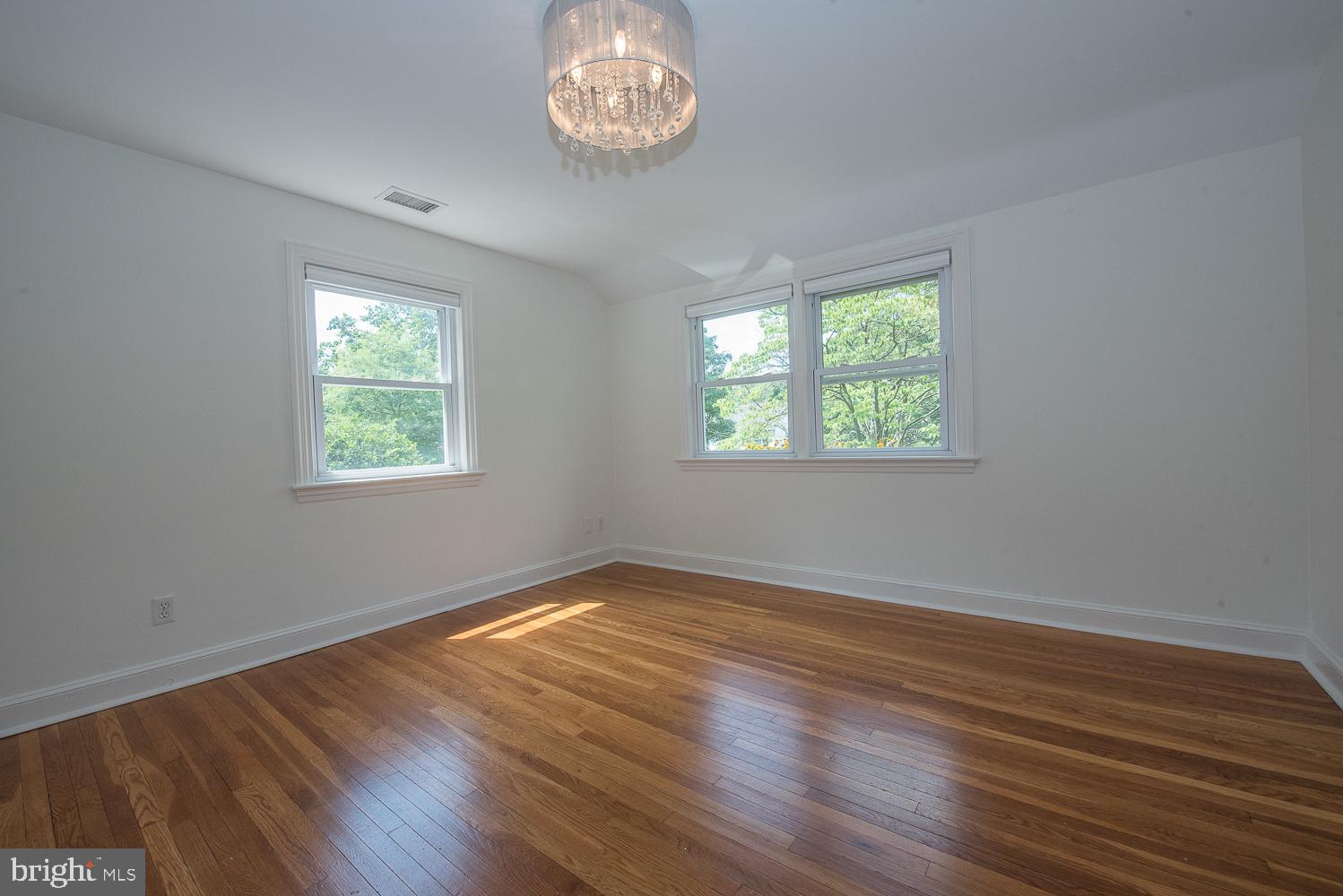 233 Crosshill Road Wynnewood, PA 19096 - Photo 21 of 28