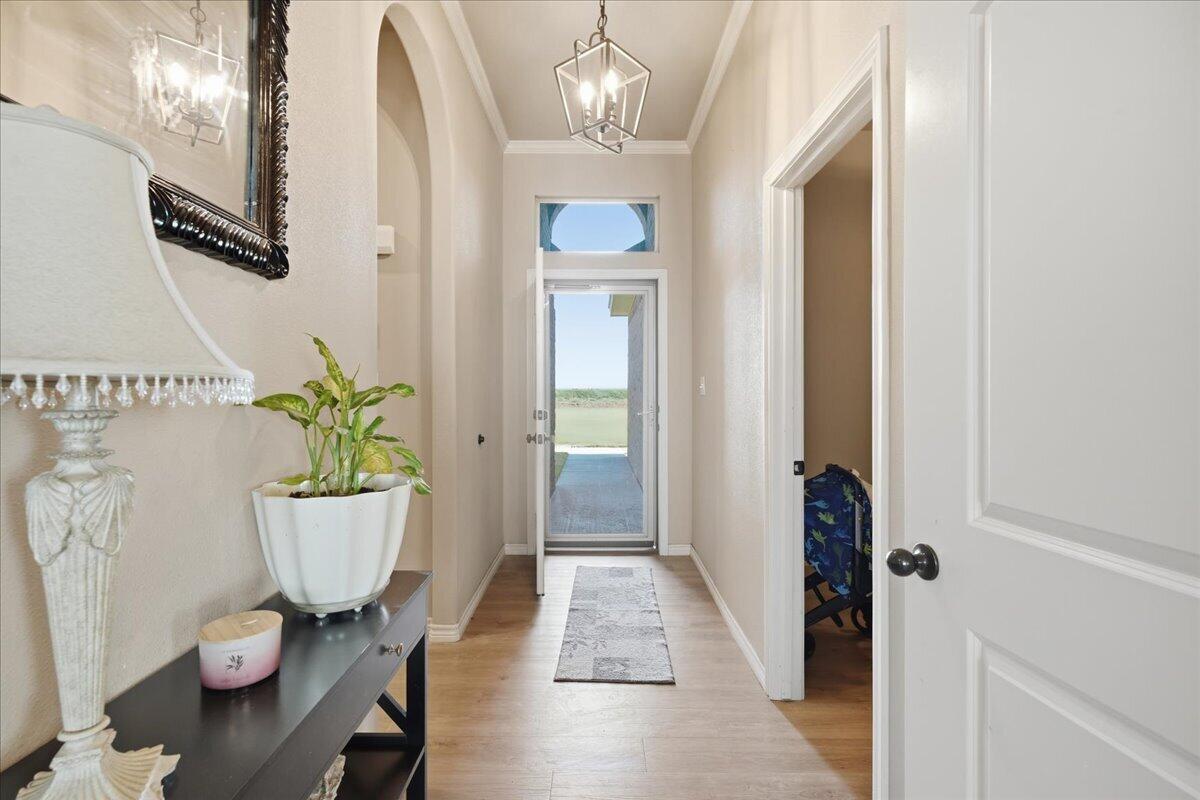 6846 Filly Road Lubbock, TX 79407 - Photo 4 of 47 04-6846_filly_road_004