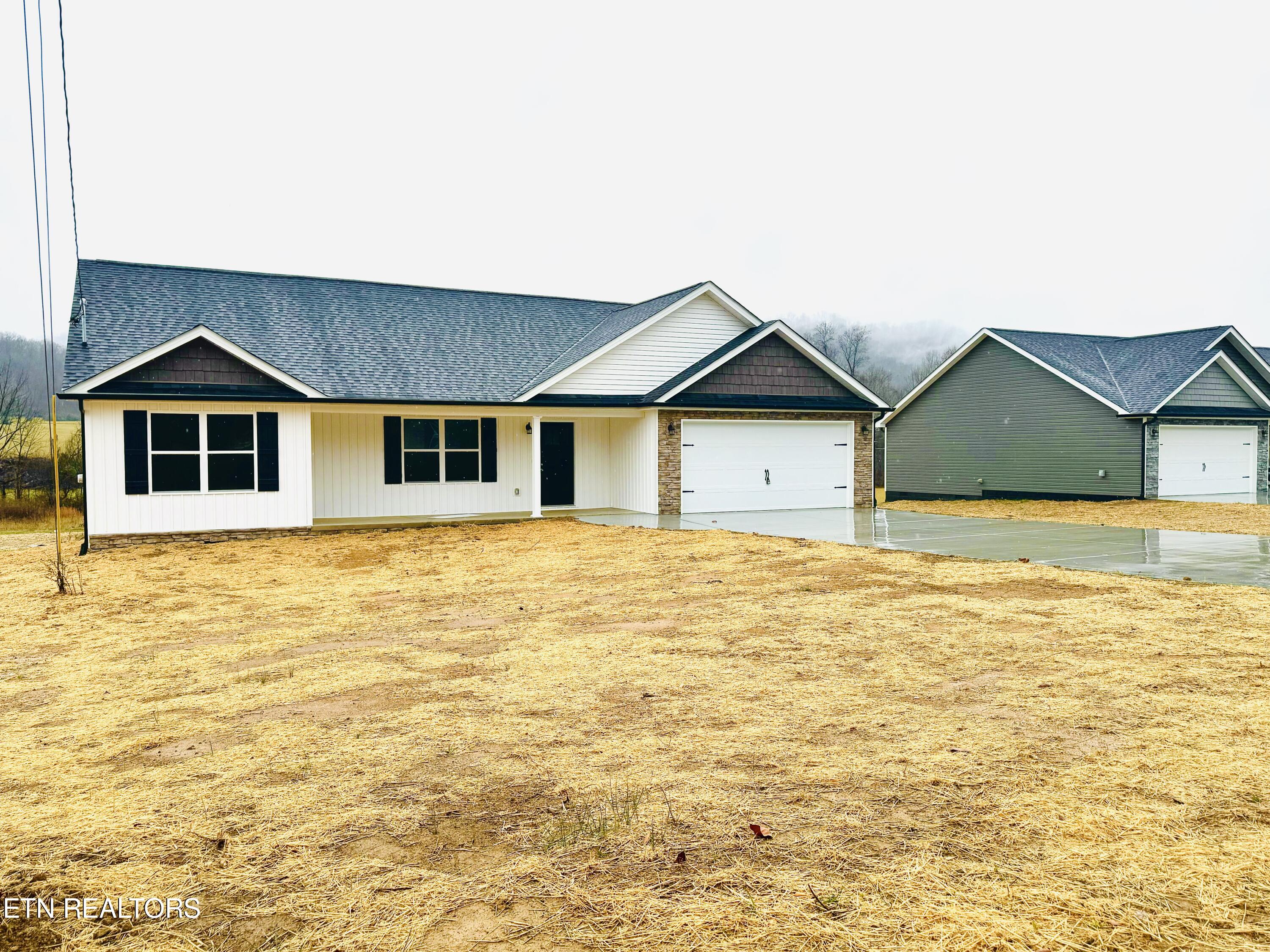 304 Luttrell Road Maynardville, TN 37807 - Photo 2 of 21 IMG_0096