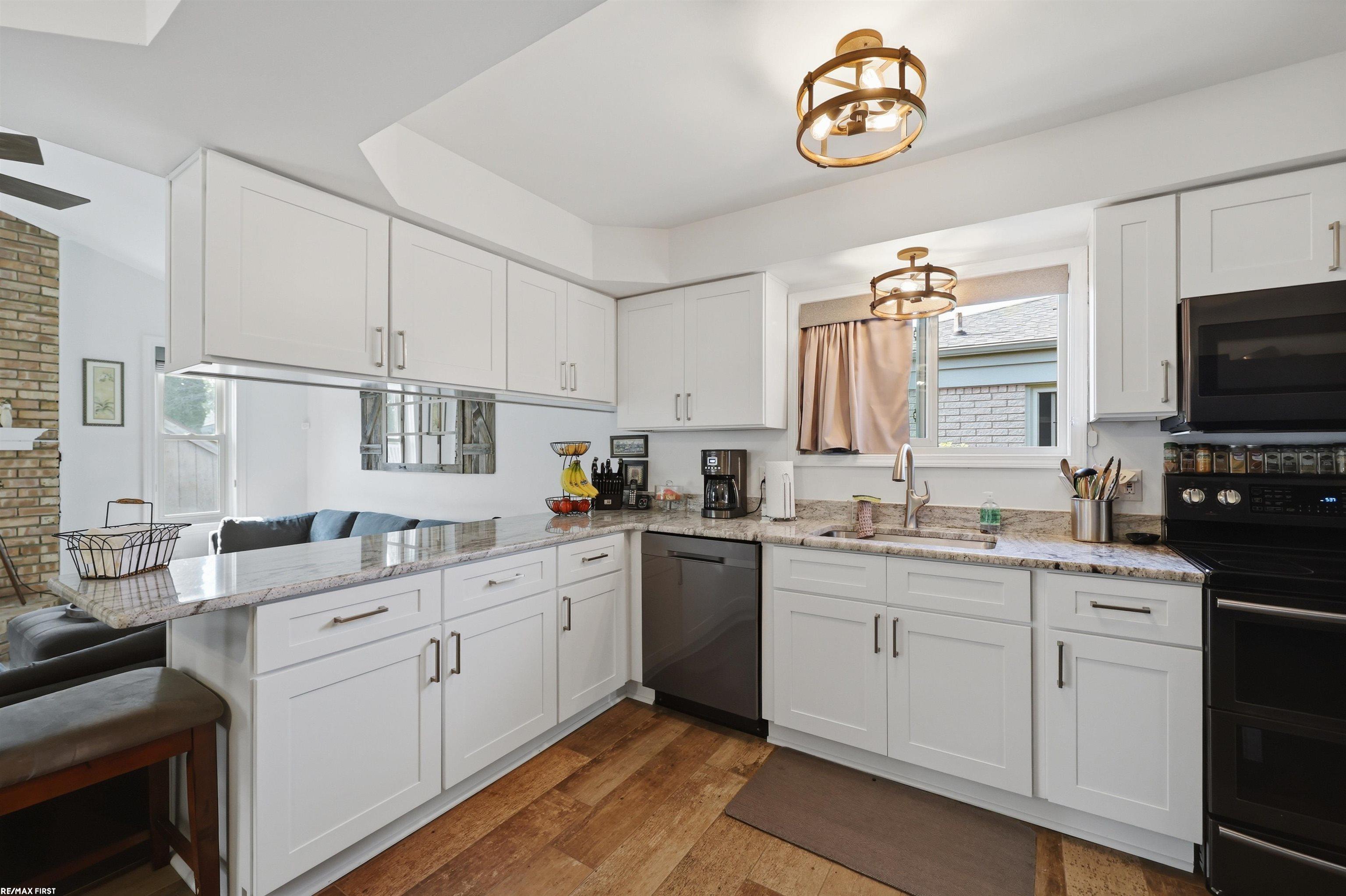 47651 Chrys Road Macomb, MI 48044 - Photo 15 of 46