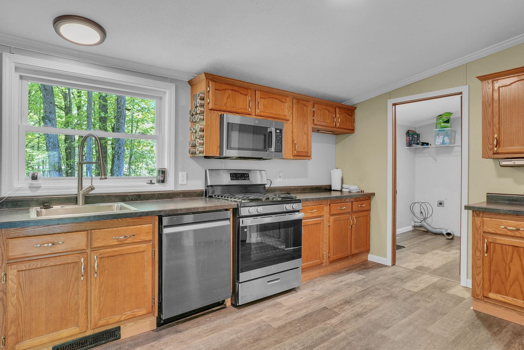 3902 North 3 1/2 Road Mesick, MI 49668 - Photo 14 of 36