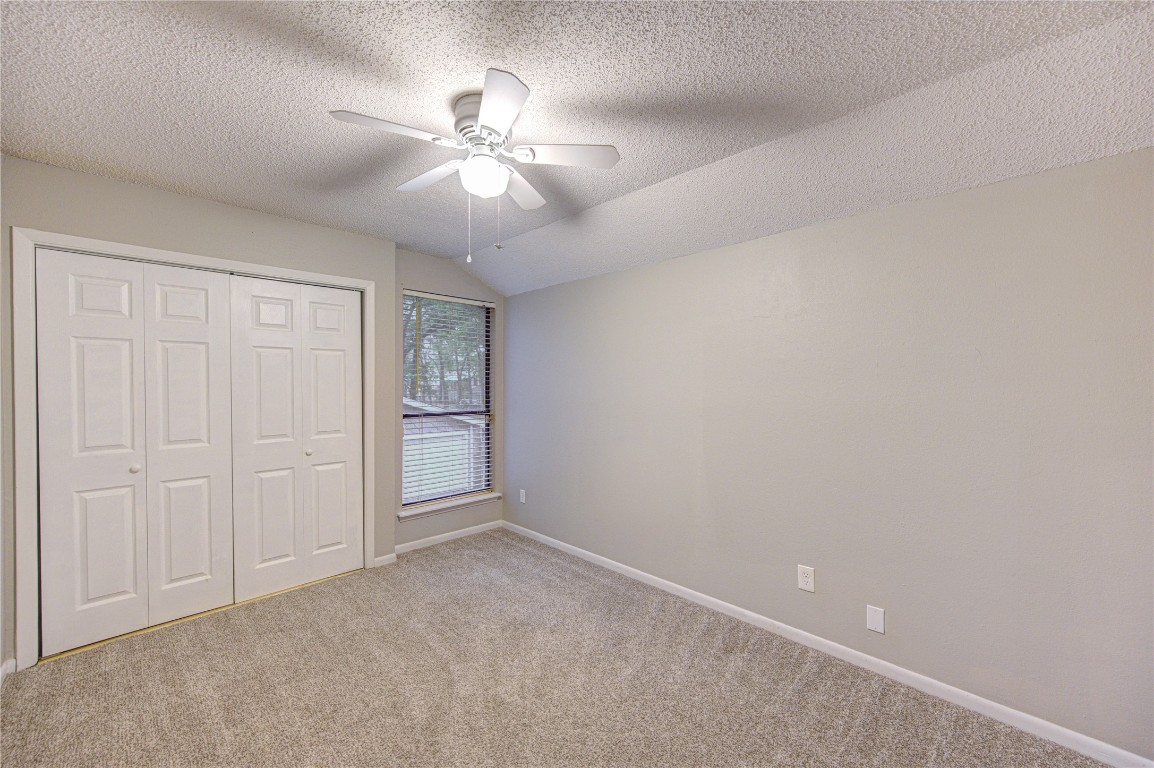 530 Enchanted Lane Spring, TX 77388 - Photo 15 of 26 Bedroom 4 - upstairs, right side