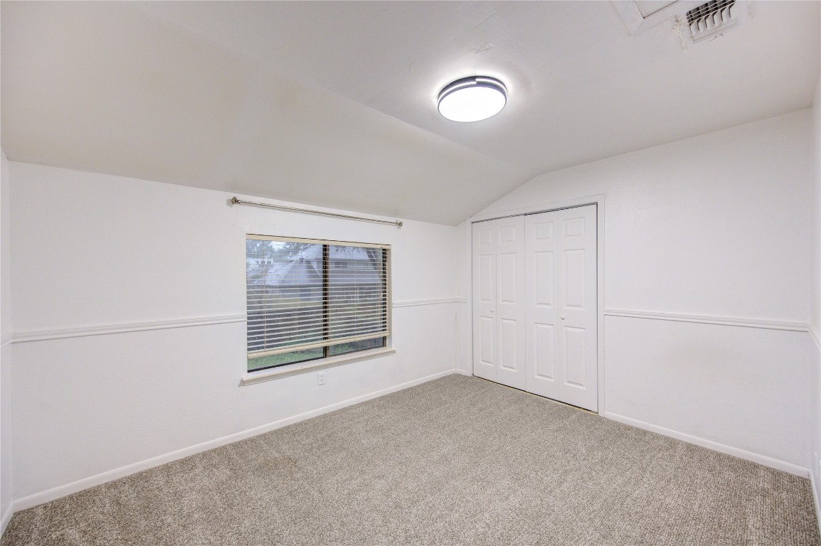 530 Enchanted Lane Spring, TX 77388 - Photo 16 of 26 Bedroom 5 - upstairs, left side