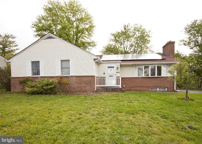 Spacious 4 Bedroom Rancher