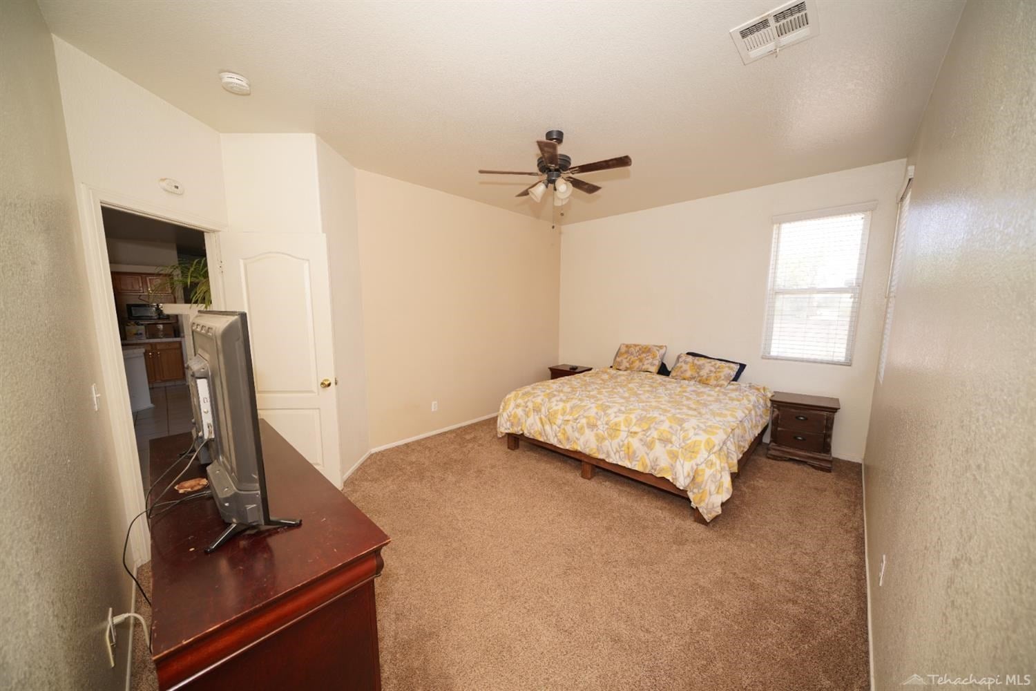 20310 Park Road Tehachapi, CA 93561 - Photo 8 of 15 Gallery Image 8