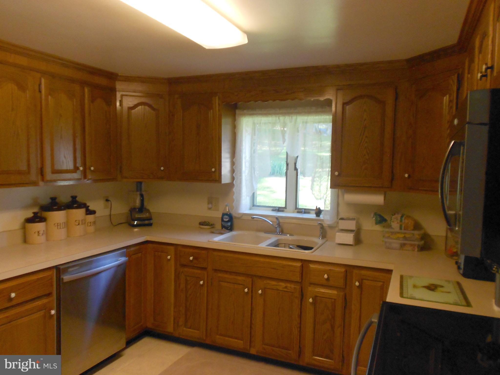 710 Buchanan Valley Road Orrtanna, PA 17353 - Photo 9 of 38 Gallery Image 9